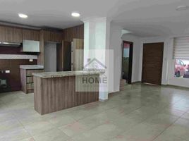 3 Bedroom House for sale in Conocoto, Pichincha, Conocoto