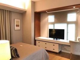 3 Schlafzimmer Wohnung zu vermieten im Pioneer Woodlands, Mandaluyong City