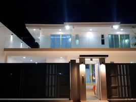 6 Bedroom House for sale in Eastern District, Metro Manila, Quezon City, Eastern District