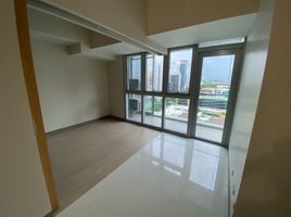 1 Bedroom Apartment for sale in Uptown Mall - Uptown Bonifacio, Makati City, Makati City