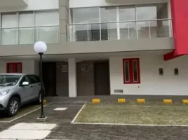 3 Bedroom House for sale in Conocoto, Pichincha, Conocoto