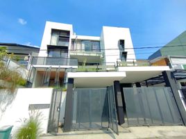 5 Bedroom House for sale in Husein Sastranegara International Airport, Andir, Parongpong