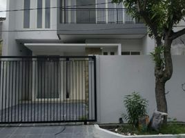 5 Bedroom Villa for sale in Mulyorejo, Surabaya, Mulyorejo