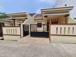 2 Kamar Rumah for sale in Pondokgede, Bekasi, Pondokgede