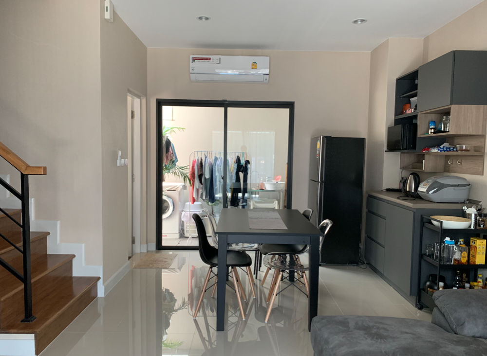 2 Bedroom Townhouse For Rent In Bang Kadi, Pathum Thani