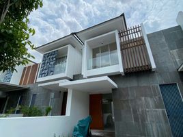 3 Habitación Casa en venta en Wiyung, East Jawa, Wiyung