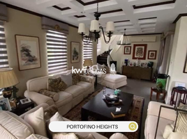 4 Bedroom Villa for sale in Southern District, Metro Manila, Las Pinas City, Southern District