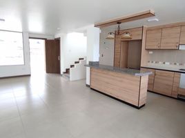 3 Bedroom House for sale in Tumbaco, Pichincha, Tumbaco