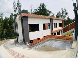 5 Bedroom Villa for sale in Llacao, Cuenca, Llacao