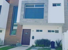 산타 이사벨 콜라, 푸에블라PropertyTypeNameBedroom, 산타 이사벨 콜라
