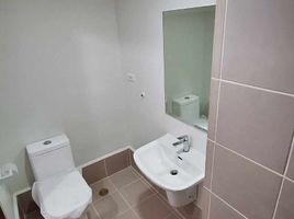  Apartment for sale in Gil Puyat LRT-1, Pasay City, Pasay City