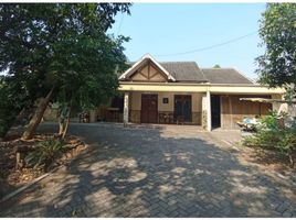 6 Bedroom Villa for sale in Lakarsantri, East Jawa, Lakarsantri, Surabaya, East Jawa, Indonesia