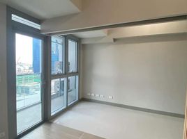 1 Bedroom Apartment for sale at Uptown Parksuites, Makati City