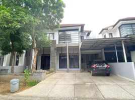 5 Bedroom Villa for sale in Lakarsantri, East Jawa, Lakarsantri, Surabaya, East Jawa, Indonesia