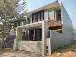 5 Bedroom House for sale in Pakis, Malang Regency, Pakis