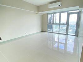 3 Bedroom Apartment for sale at Uptown Parksuites, Makati City