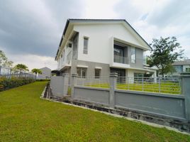 5 Bedroom House for sale in Selangor, Labu, Sepang, Selangor