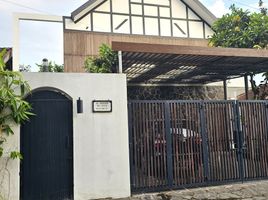 5 Bedroom Villa for sale in Mlati, Sleman, Mlati