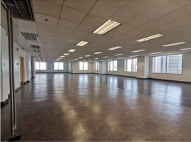 1,365 SqM Office for rent in Manila International Airport LRT-1, Pasay City, Makati City