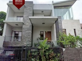  Rumah for sale in Pacific Place, Tanah Abang, Pesanggrahan