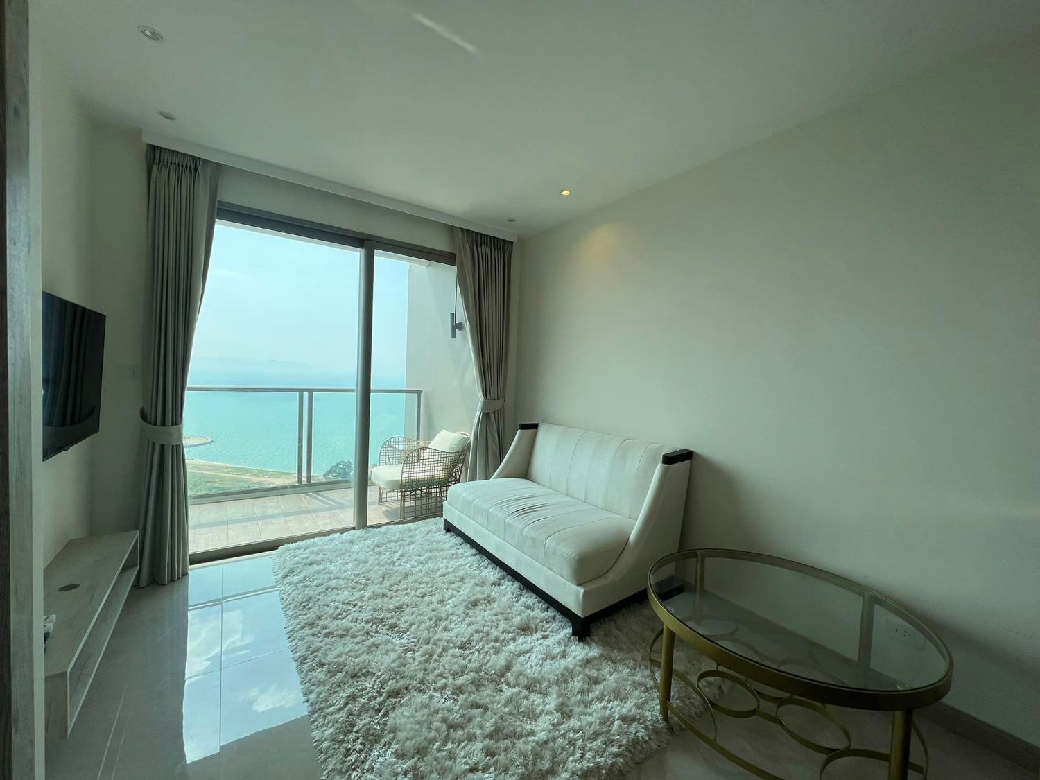 1 Bedroom Apartment For Rent At The Riviera Monaco
