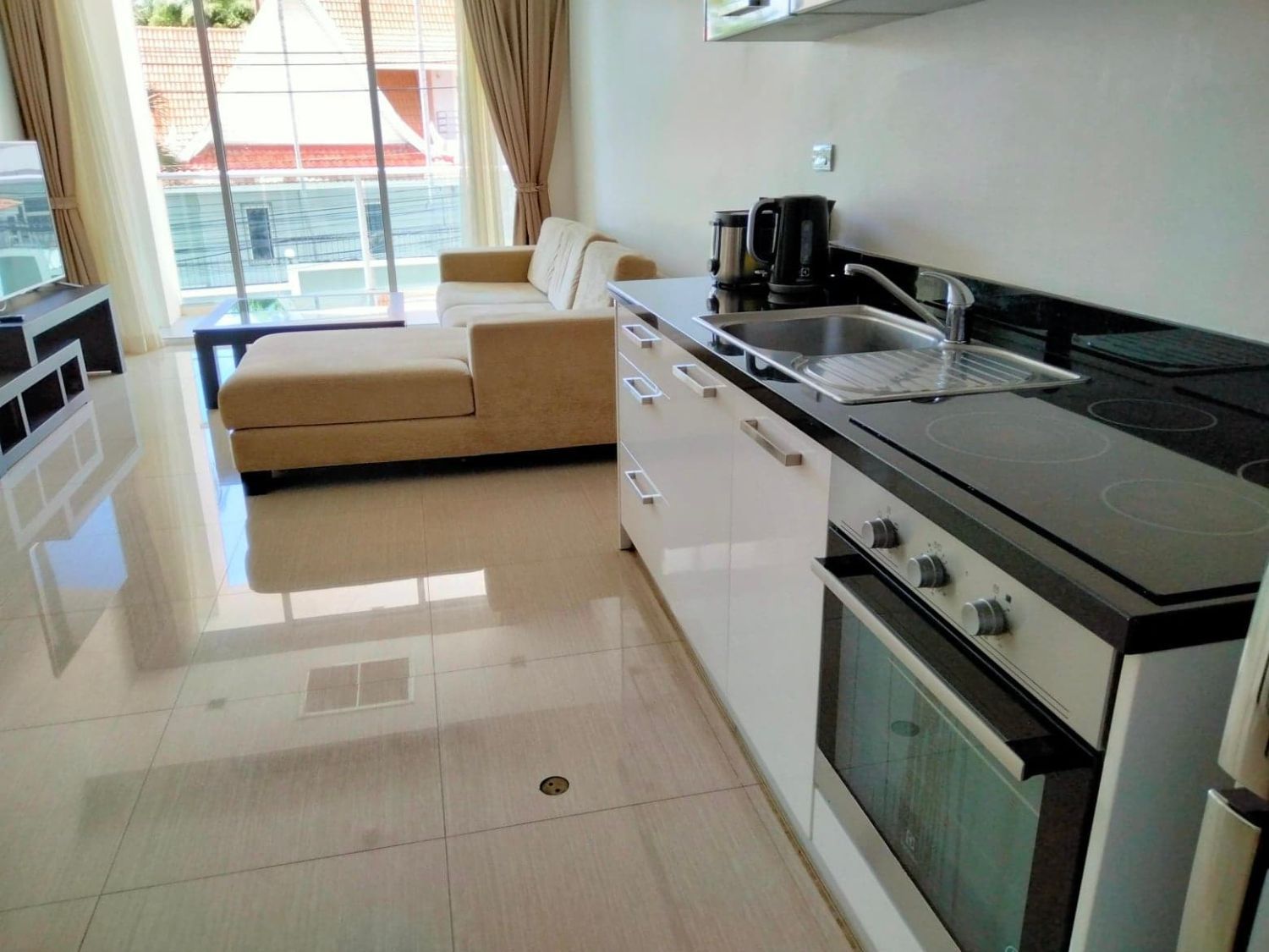 1 Bedroom Apartment For Rent At The Elegance