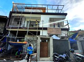 5 Bedroom House for sale in Holy Family School of Quezon City, Quezon City, Quezon City