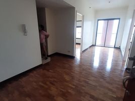 2 Bedroom Apartment for rent in Ayala MRT-3, Makati City, Makati City