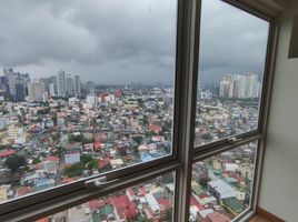  Condo for rent in Uptown Mall - Uptown Bonifacio, Makati City, Makati City