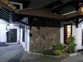 5 Kamar Rumah for sale in Wonocolo, Surabaya, Wonocolo