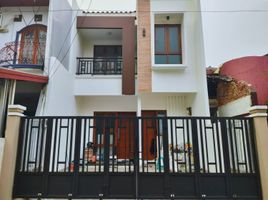 4 Kamar Vila for sale in Halim Perdanakusuma Airport, Makasar, Duren Sawit