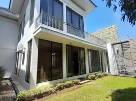 5 Bedroom Villa for sale in Lakarsantri, East Jawa, Lakarsantri, Surabaya, East Jawa, Indonesia