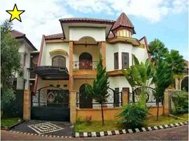 5 Bedroom Villa for sale in Dau, Malang Regency, Dau