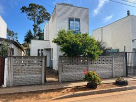 3 Habitación Casa en venta en Chile, Tome, Concepción, Biobío, Chile
