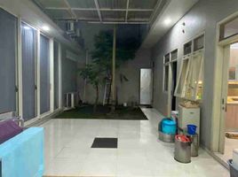 6 Bedroom House for rent in Lakarsantri, Surabaya, Lakarsantri