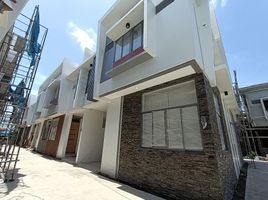 3 Habitación Adosado en venta en Quezon City General Hospital, Quezon City, Quezon City