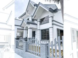 5 Bedroom House for sale in Emerald LRT-2, Antipolo City, Antipolo City