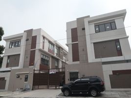 6 Bedroom Townhouse for sale in Metro Manila, Quezon City, Eastern District, Metro Manila