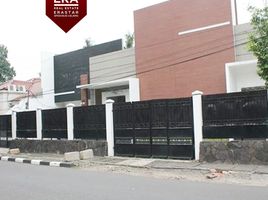  Villa for sale in Kebayoran Baru, Jakarta Selatan, Kebayoran Baru