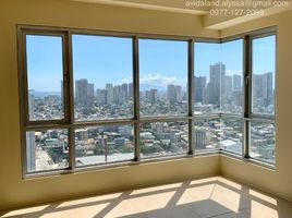 2 chambre Condominium for sale in Buendia MRT-3, Makati City, Makati City