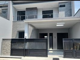 5 Bedroom Villa for sale in Mulyorejo, Surabaya, Mulyorejo