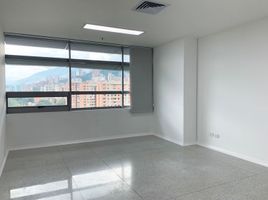 33 m² Office for rent in Parque de los Pies Descalzos, Medellín, Medellín