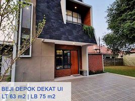 4 Kamar Vila for sale in Beji, Bogor, Beji