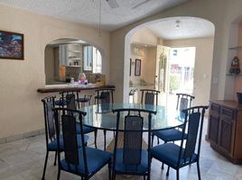 4 Bedroom House for rent in Ecuador, Tomas De Berlanga Santo Tomas, Isabela, Galapagos, Ecuador