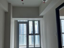 1 Bedroom Condo for sale at Uptown Parksuites, Makati City