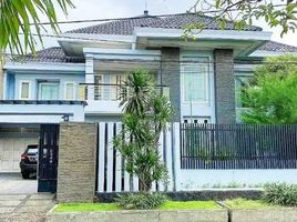 9 Kamar Rumah for sale in Sukolilo, Surabaya, Sukolilo