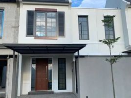 2 Habitación Casa en venta en Wiyung, East Jawa, Wiyung