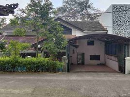 5 Kamar Rumah for sale in Sukasari, Bandung, Sukasari