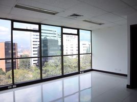 42 SqM Office for sale in Centro Comercial Unicentro Medellin, Medellin, Medellin