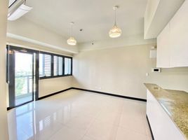 1 Bedroom Condo for sale at Salcedo Skysuites, Makati City